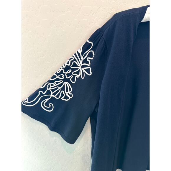 🆕 CHICOS | Navy Blue White Embroidered Sleeve Open Sweater Cardigan | XXL - Picture 4 of 8